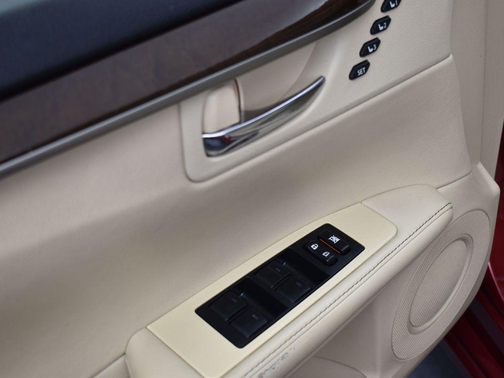 used 2014 Lexus ES 350 car, priced at $14,000