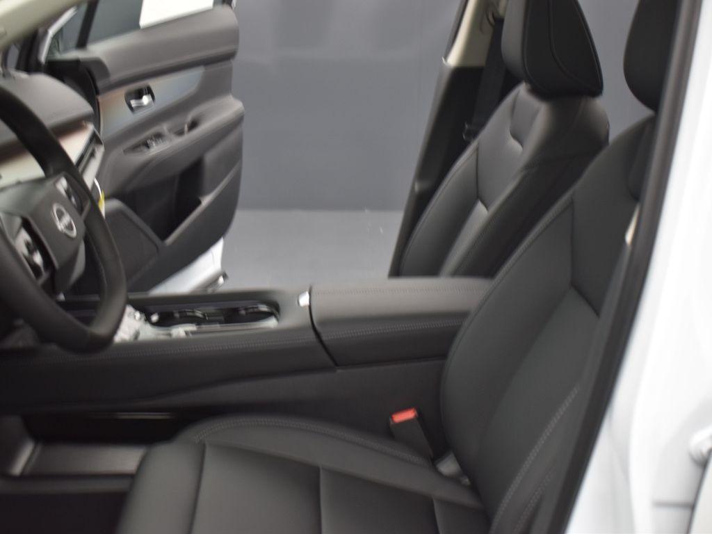 new 2025 Nissan Murano car, priced at $47,016