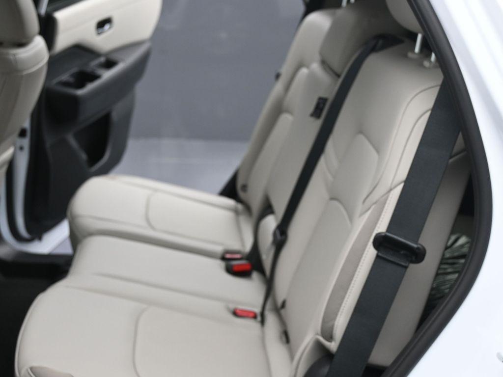 new 2025 Nissan Pathfinder car, priced at $36,281