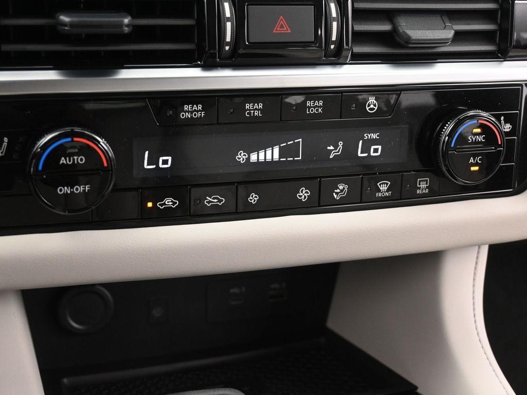 new 2025 Nissan Pathfinder car, priced at $36,281