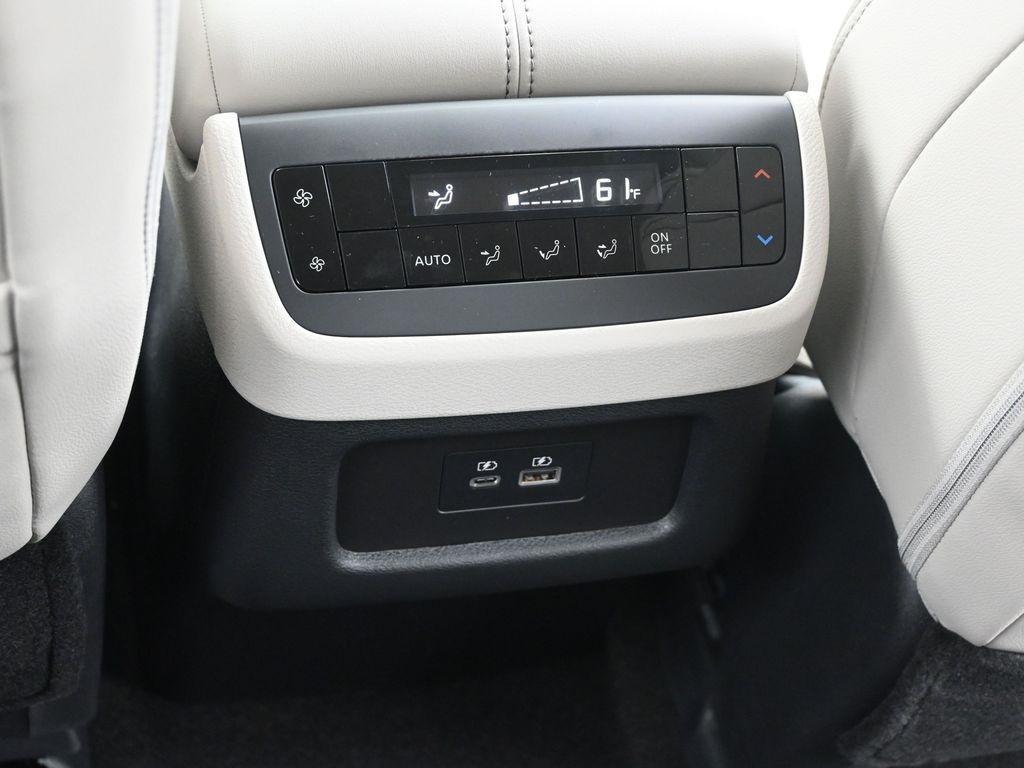 new 2025 Nissan Pathfinder car, priced at $36,281