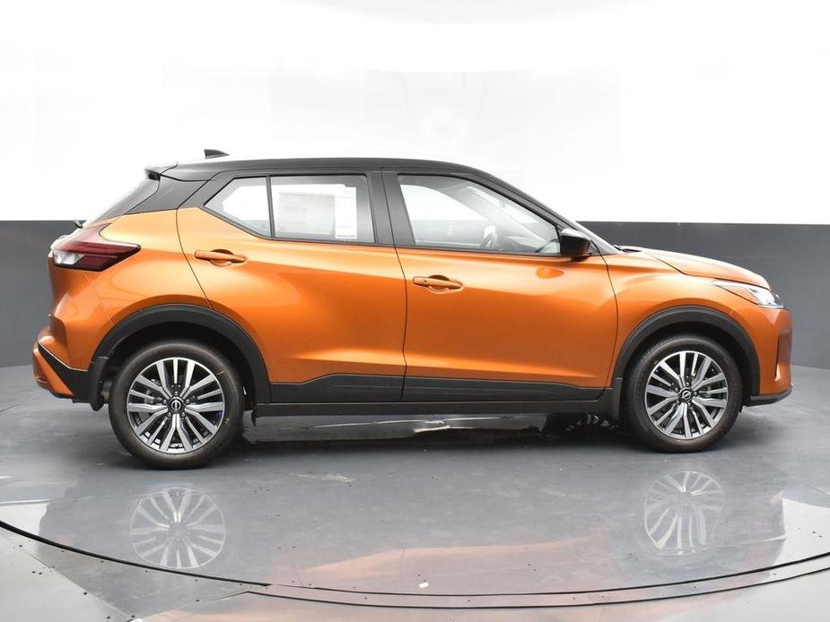 new 2024 Nissan Kicks car, priced at $20,015