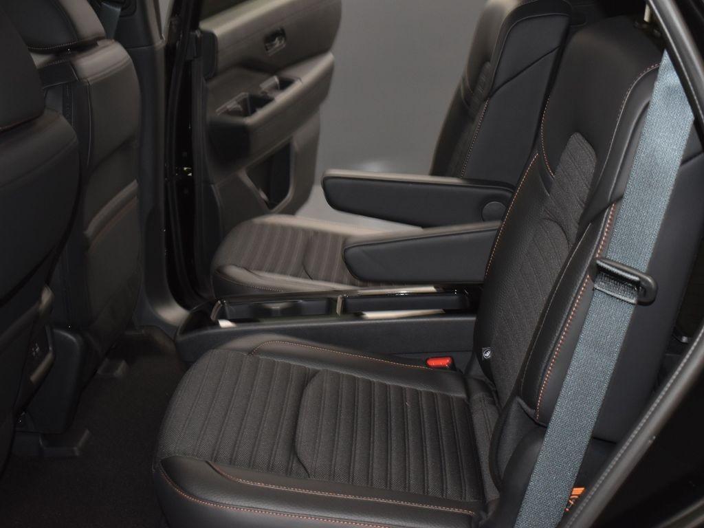 new 2025 Nissan Pathfinder car, priced at $44,231