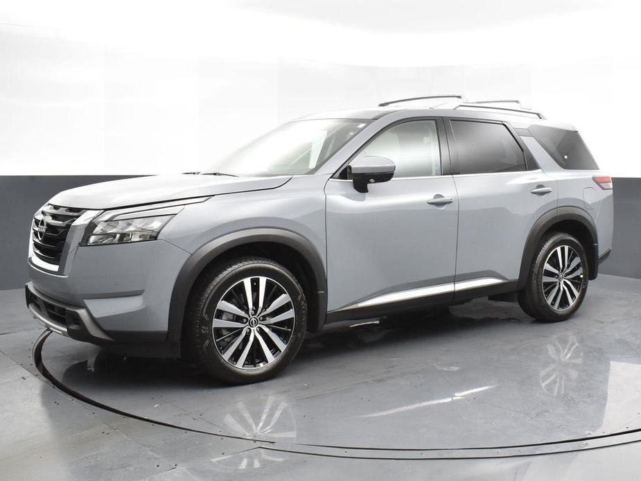 new 2025 Nissan Pathfinder car, priced at $54,030