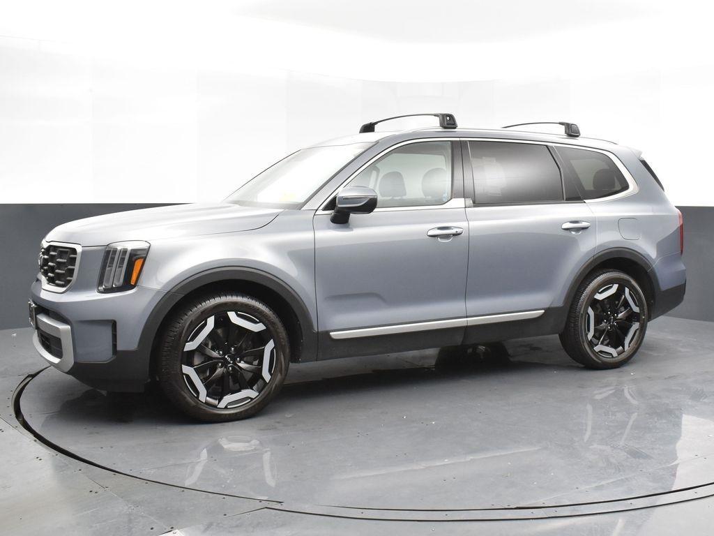 used 2024 Kia Telluride car, priced at $36,132