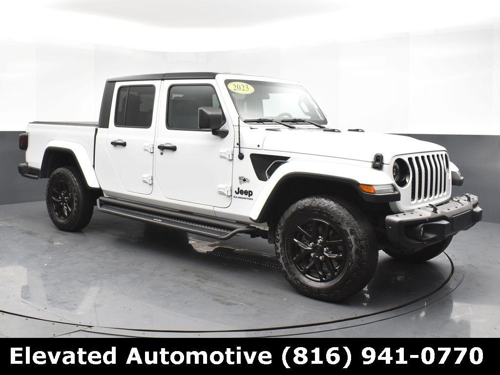 used 2023 Jeep Gladiator car, priced at $32,772