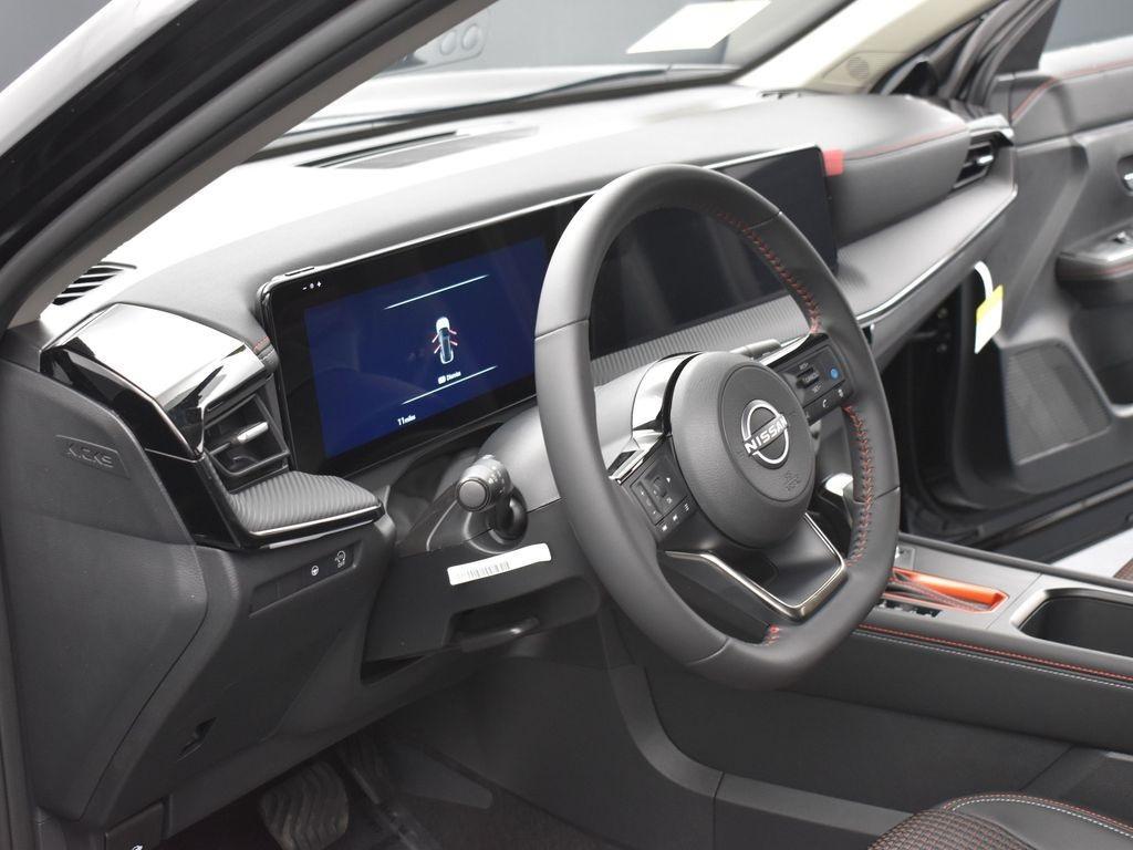 new 2025 Nissan Kicks car, priced at $27,312
