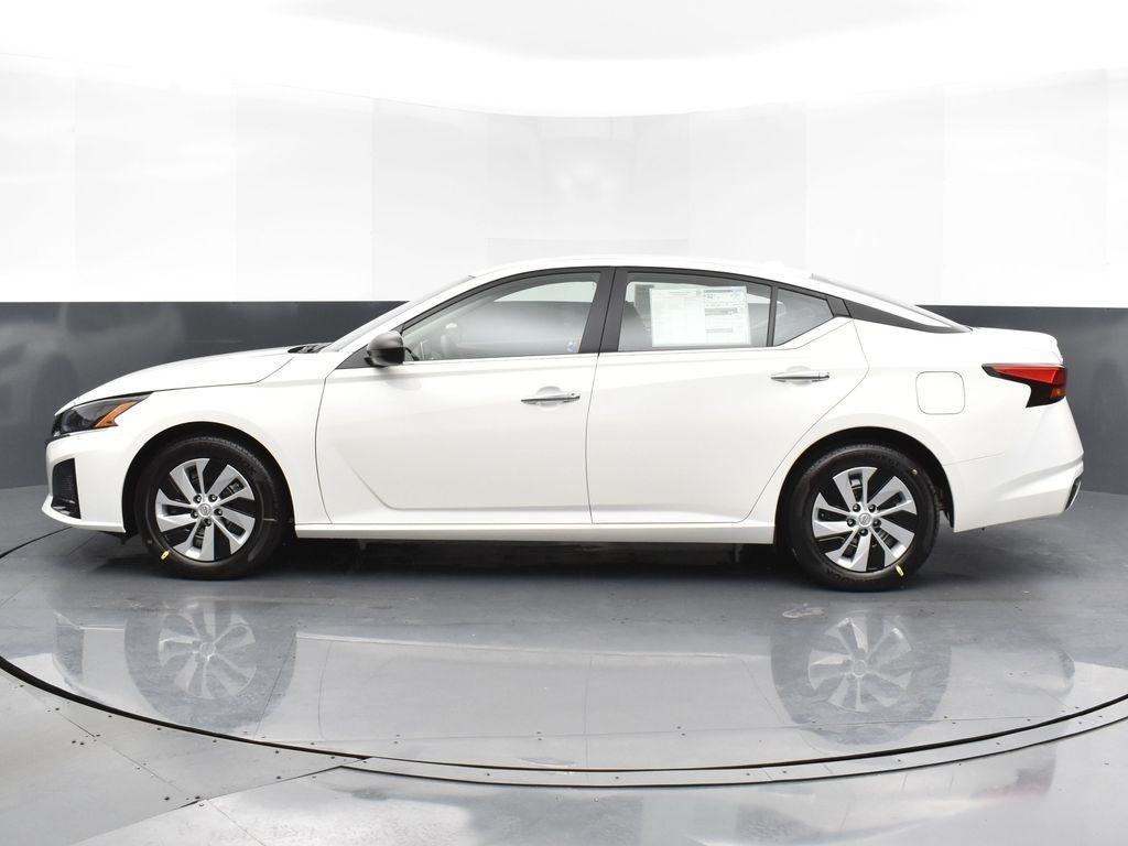 new 2025 Nissan Altima car, priced at $25,890