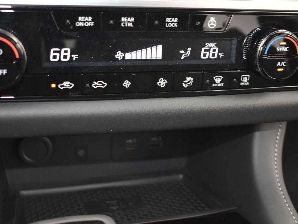 new 2025 Nissan Pathfinder car, priced at $38,025