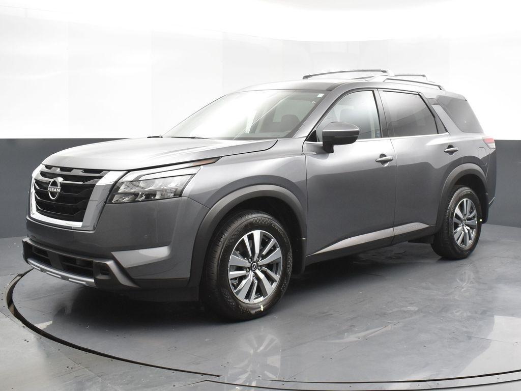 new 2025 Nissan Pathfinder car, priced at $38,025