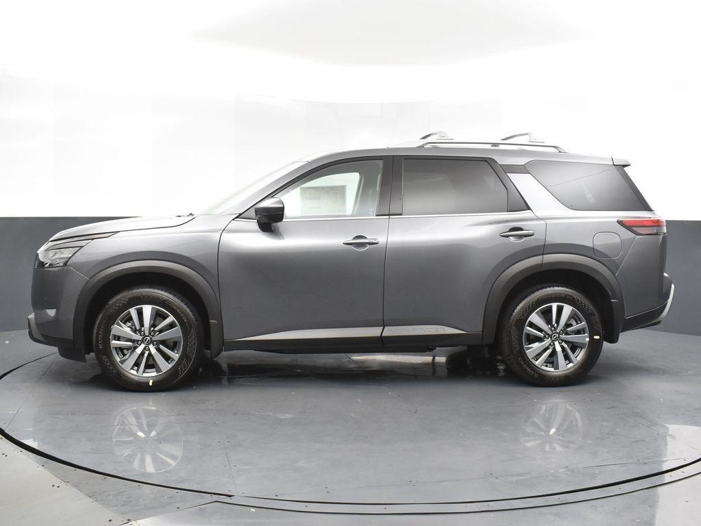 new 2025 Nissan Pathfinder car, priced at $38,025