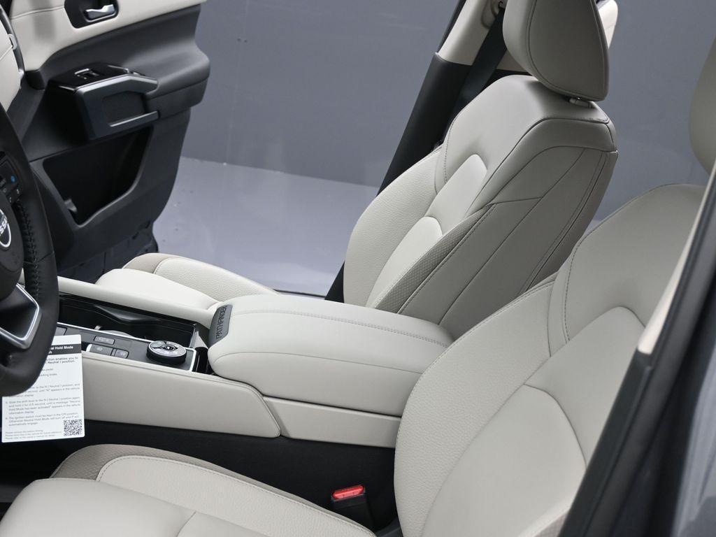 new 2025 Nissan Pathfinder car, priced at $37,485