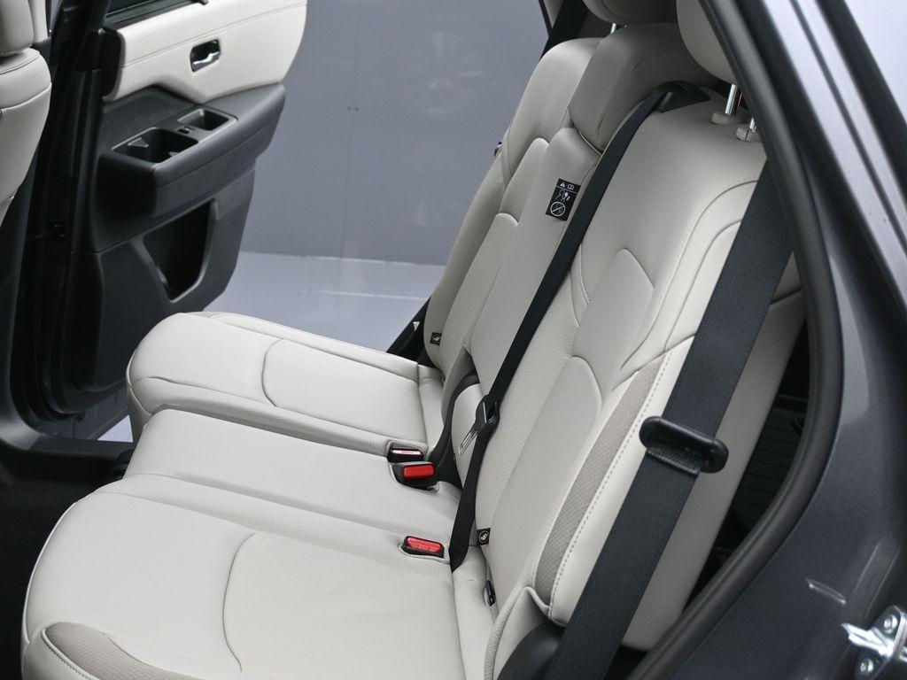 new 2025 Nissan Pathfinder car, priced at $37,485