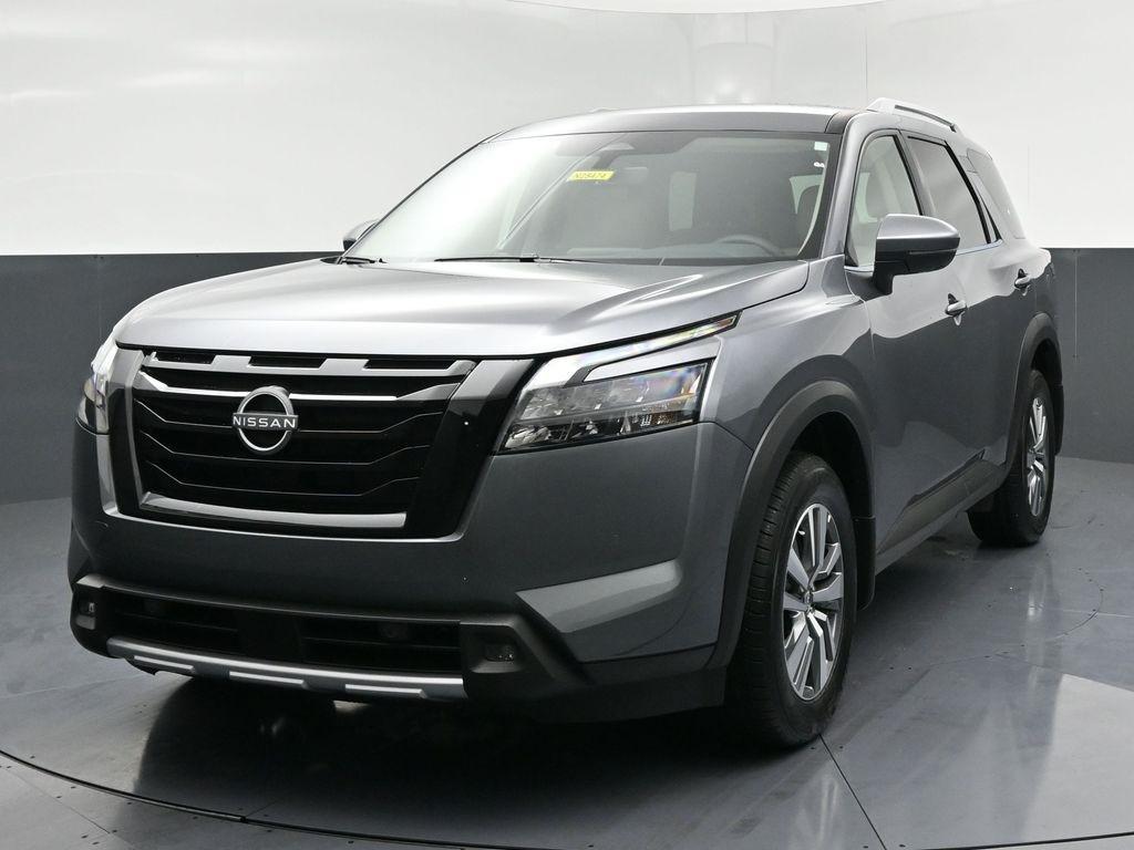 new 2025 Nissan Pathfinder car, priced at $37,485