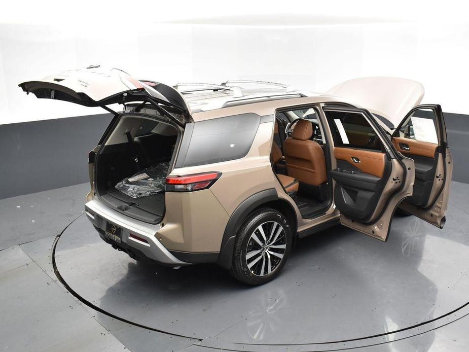 new 2024 Nissan Pathfinder car, priced at $50,133