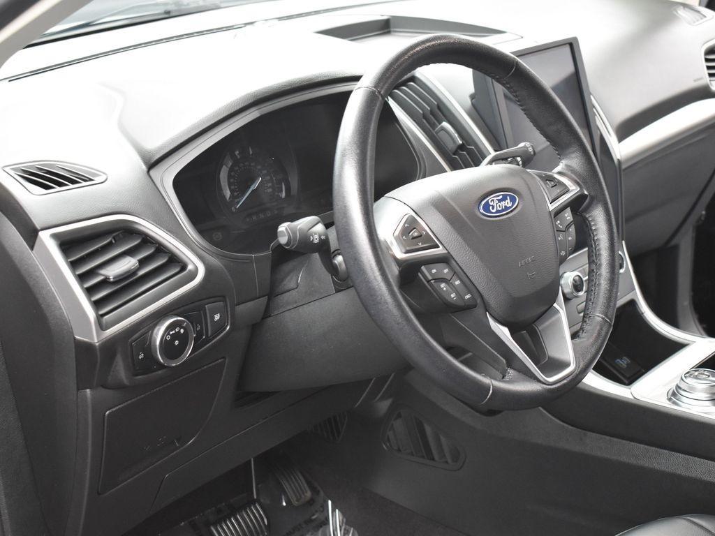 used 2023 Ford Edge car, priced at $20,000