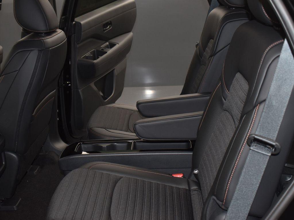 new 2025 Nissan Pathfinder car, priced at $46,505