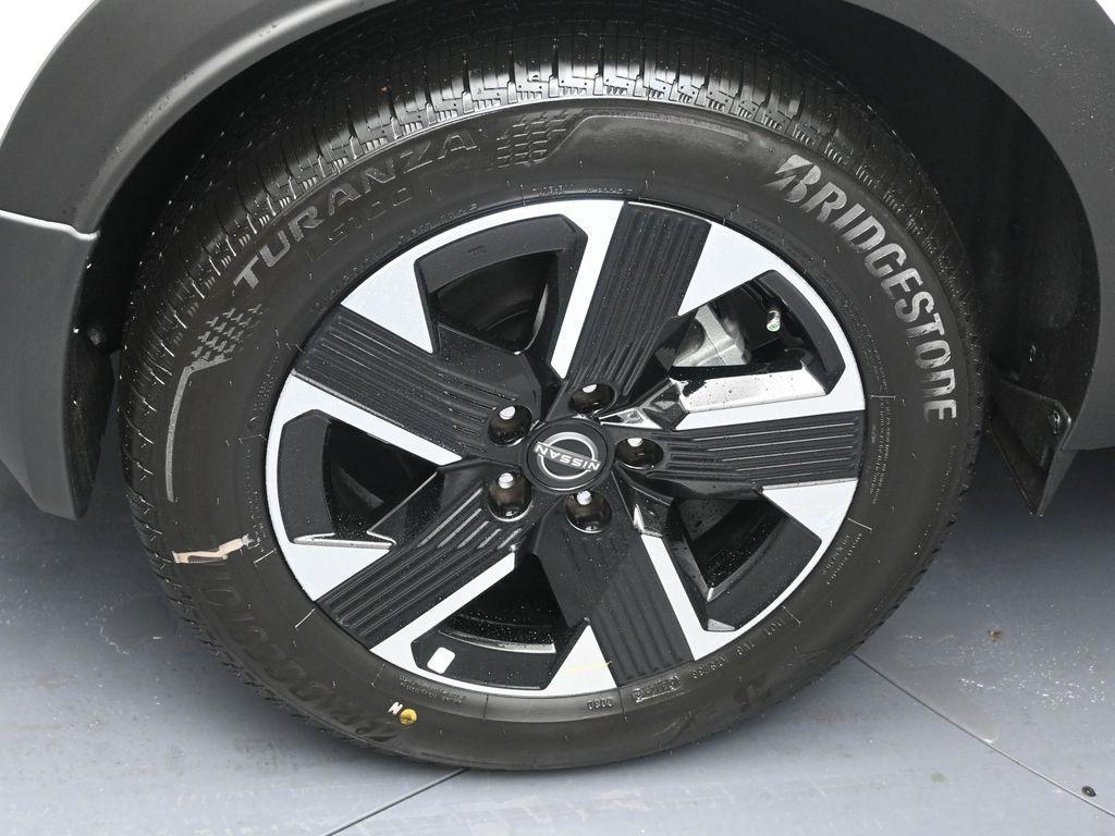 new 2026 Nissan Kicks car, priced at $28,941