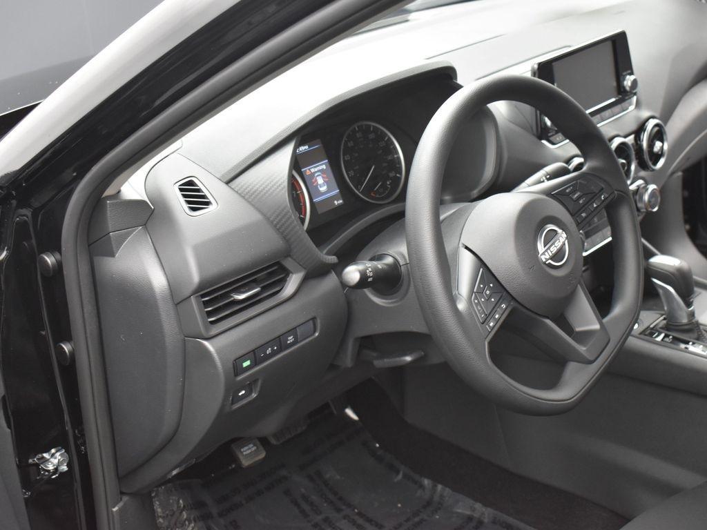new 2025 Nissan Sentra car, priced at $22,586