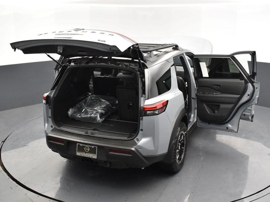 new 2024 Nissan Pathfinder car, priced at $39,830