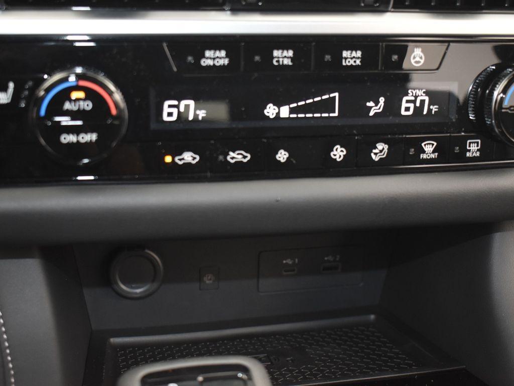 new 2025 Nissan Pathfinder car, priced at $44,946