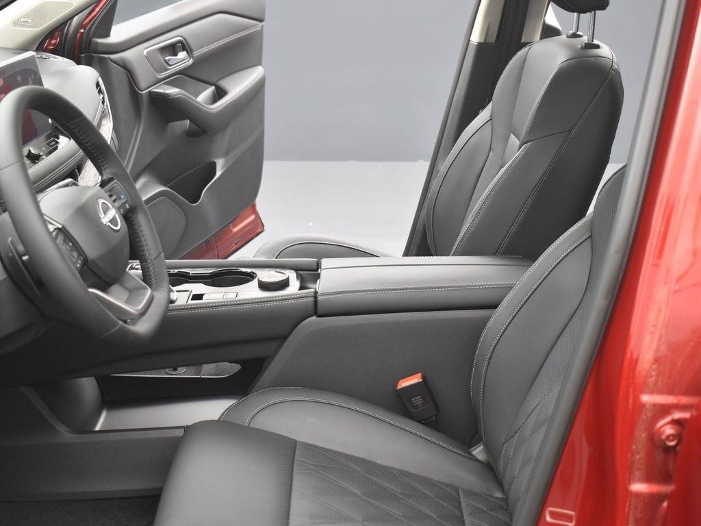 new 2025 Nissan Rogue car, priced at $43,150