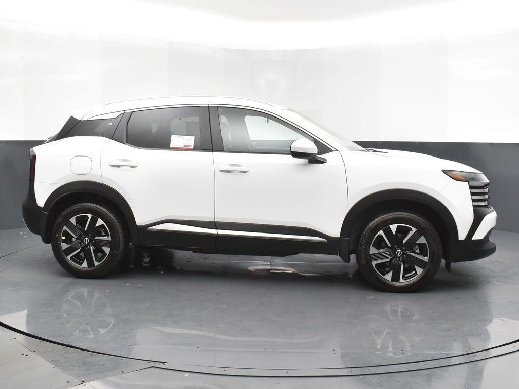new 2025 Nissan Kicks car, priced at $25,424