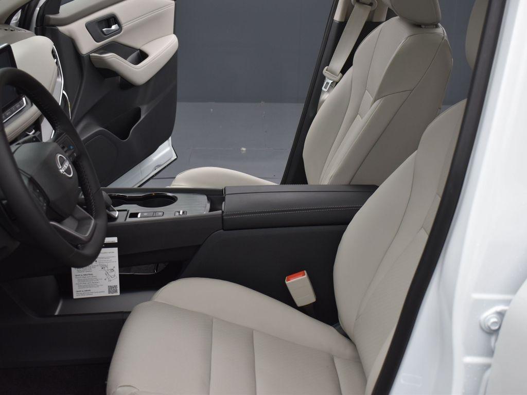 new 2025 Nissan Rogue car, priced at $32,553