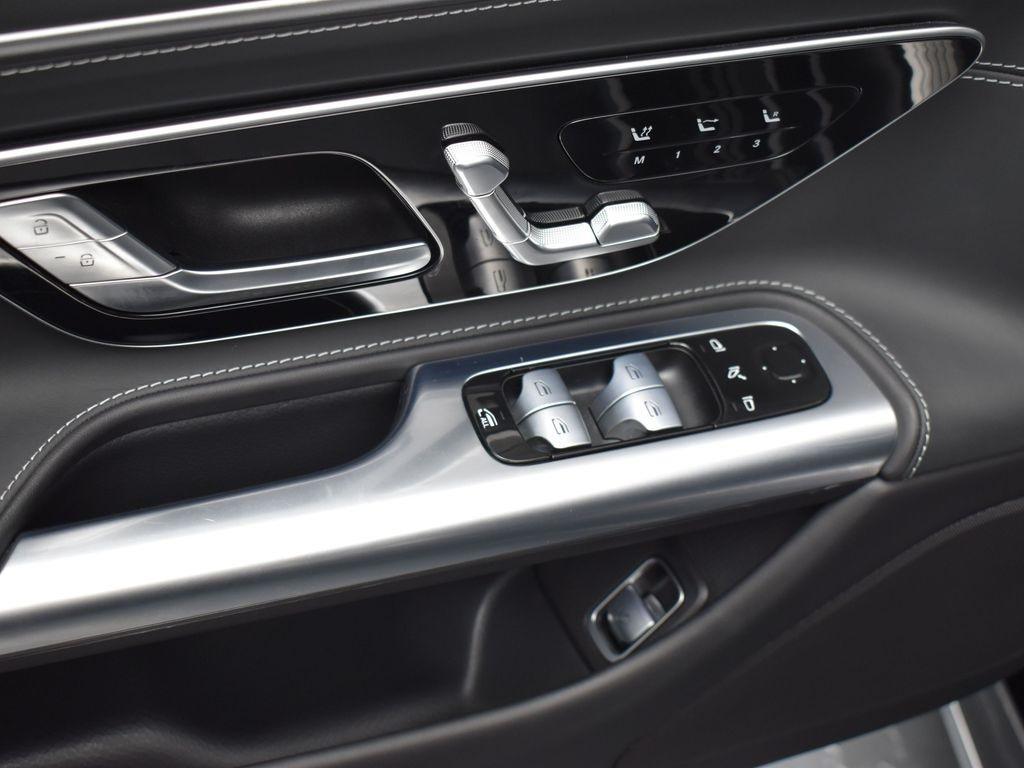 used 2023 Mercedes-Benz AMG SL 43 car, priced at $77,000