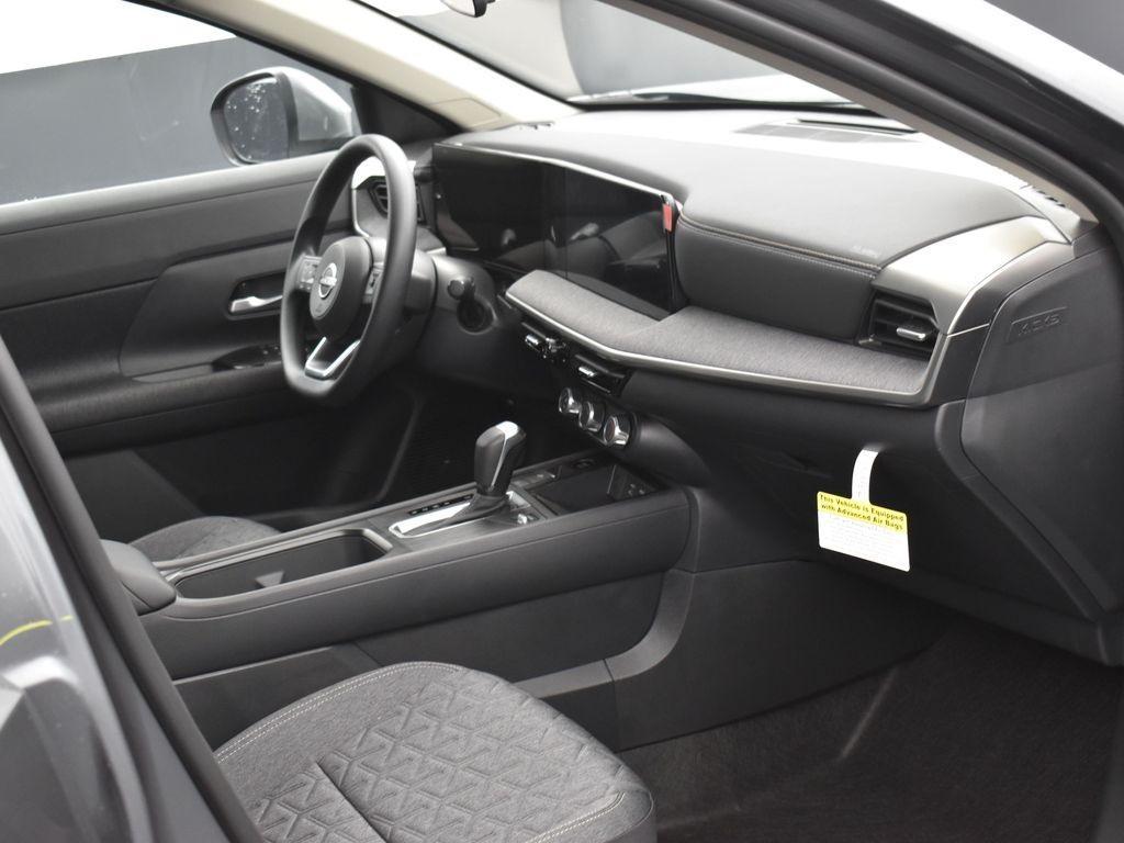 new 2025 Nissan Kicks car, priced at $23,310