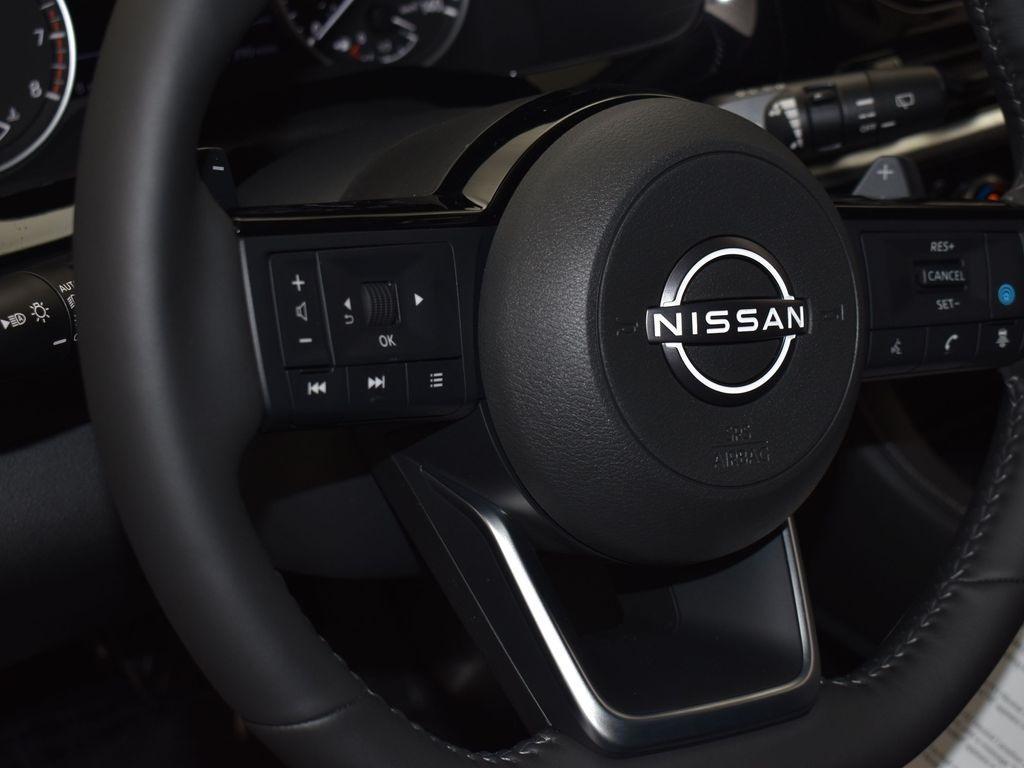 new 2025 Nissan Pathfinder car, priced at $43,430