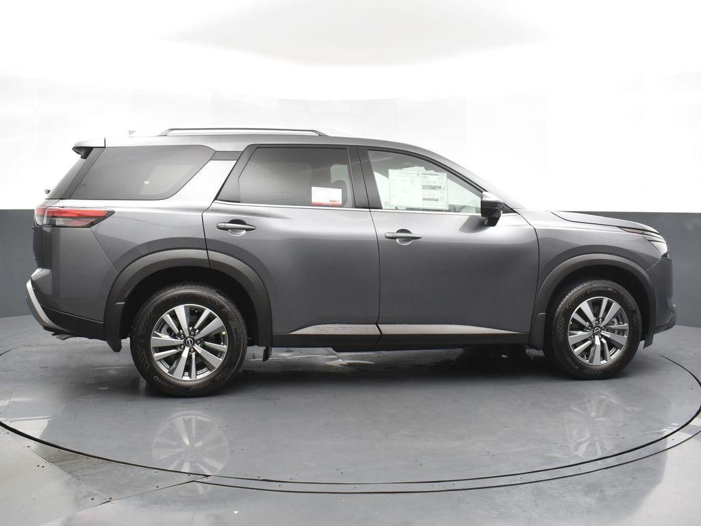 new 2025 Nissan Pathfinder car, priced at $43,430
