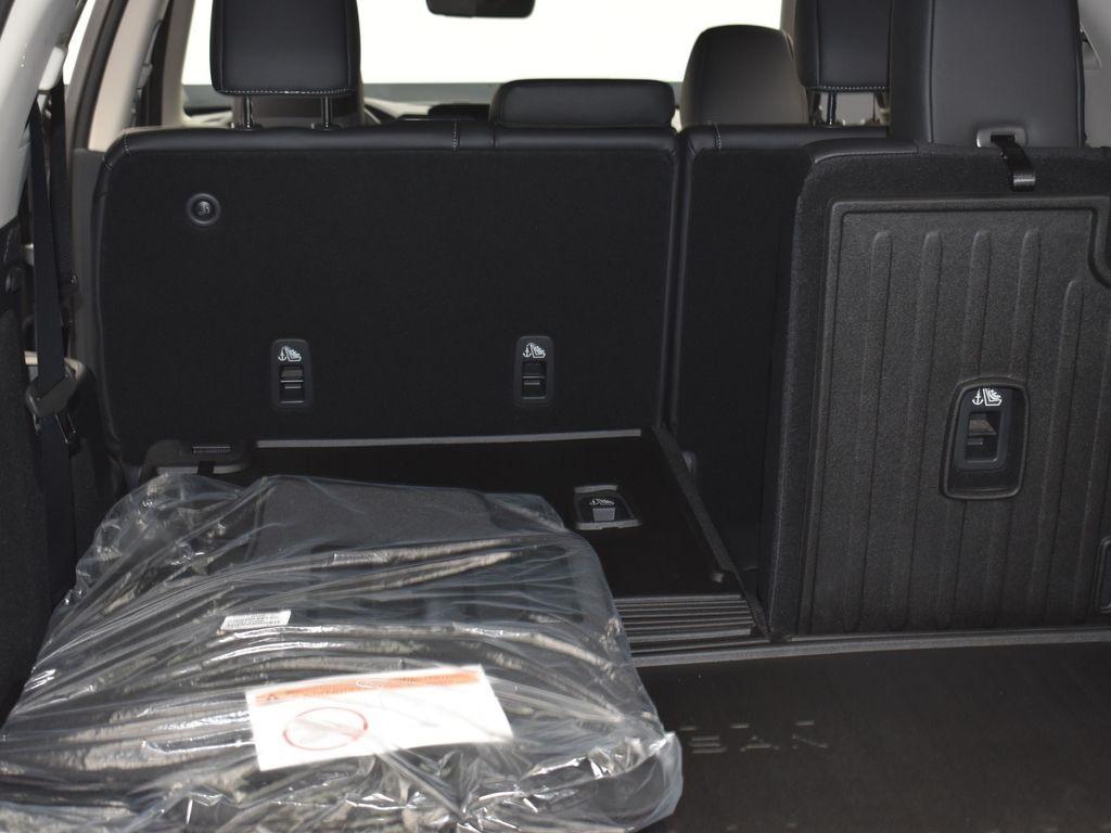 new 2025 Nissan Pathfinder car, priced at $43,430