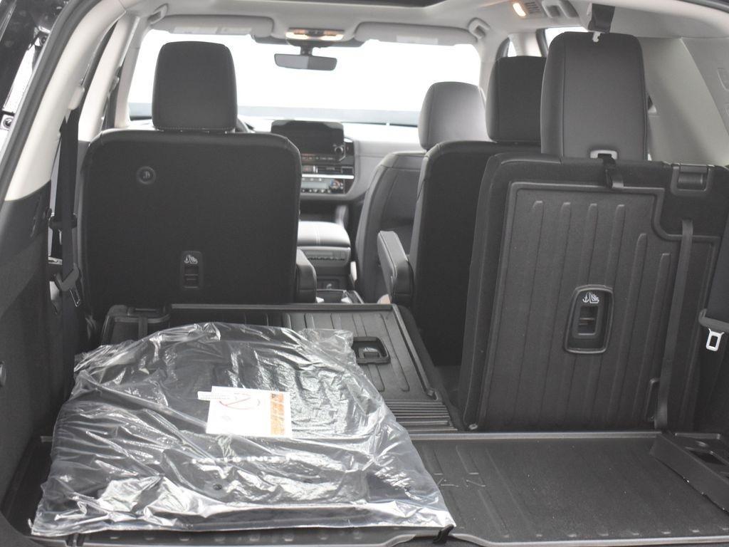 new 2025 Nissan Pathfinder car, priced at $51,642
