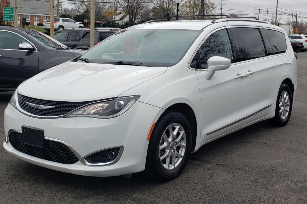 used 2020 Chrysler Pacifica car, priced at $14,950