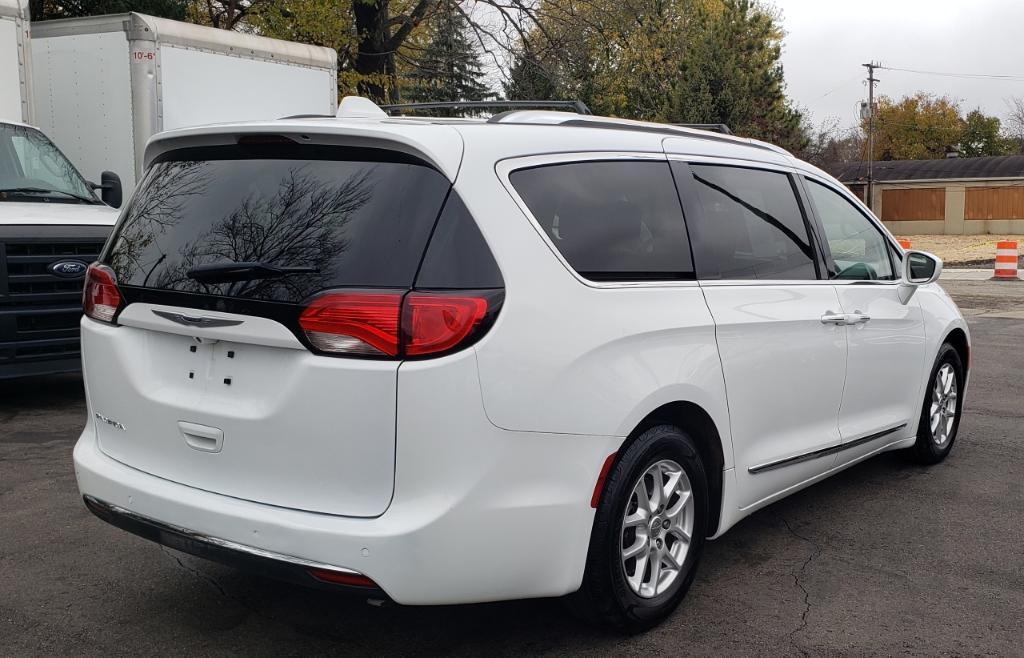 used 2020 Chrysler Pacifica car, priced at $14,950