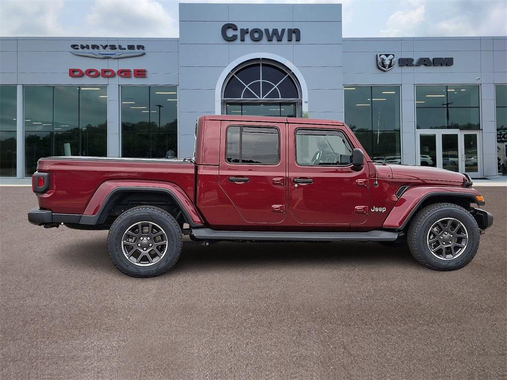used 2021 Jeep Gladiator car, priced at $30,287