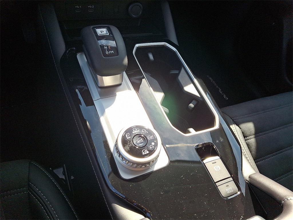 new 2025 Mitsubishi Outlander car, priced at $32,960