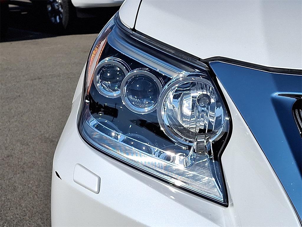 used 2019 Lexus GX 460 car, priced at $34,054