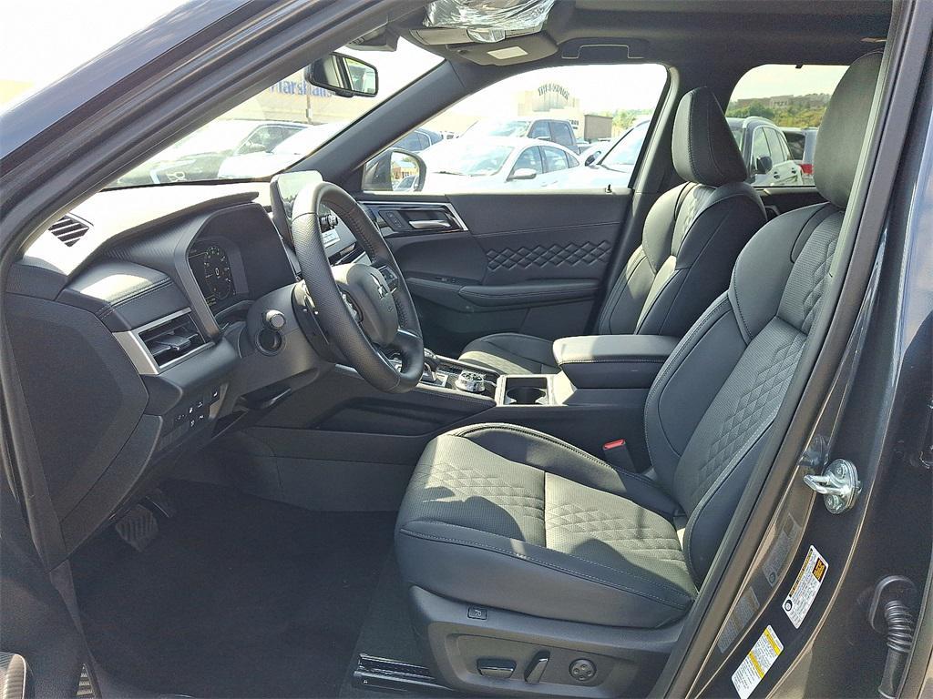 new 2025 Mitsubishi Outlander PHEV car, priced at $44,730