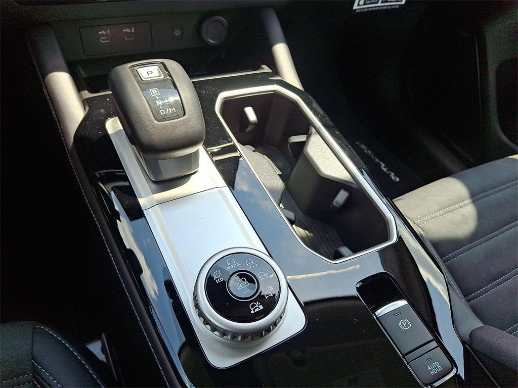 new 2025 Mitsubishi Outlander car, priced at $36,040