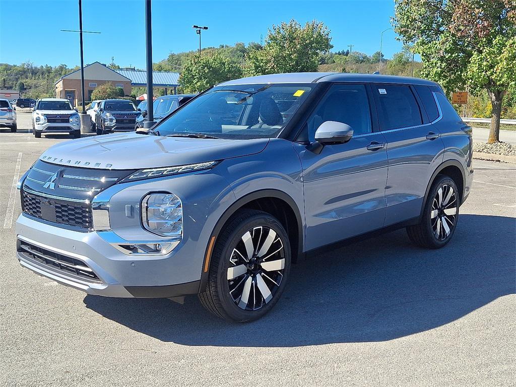 new 2025 Mitsubishi Outlander car, priced at $33,365