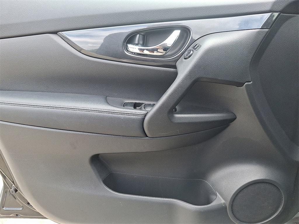 used 2020 Nissan Rogue car, priced at $17,990