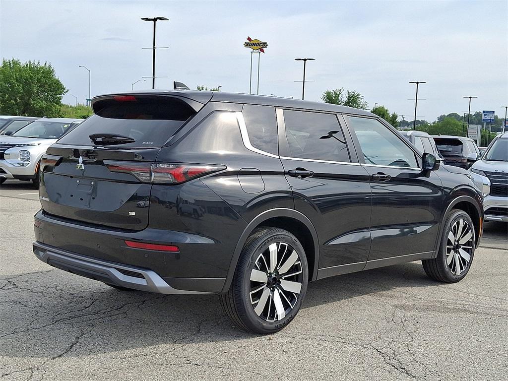 new 2025 Mitsubishi Outlander car, priced at $35,625