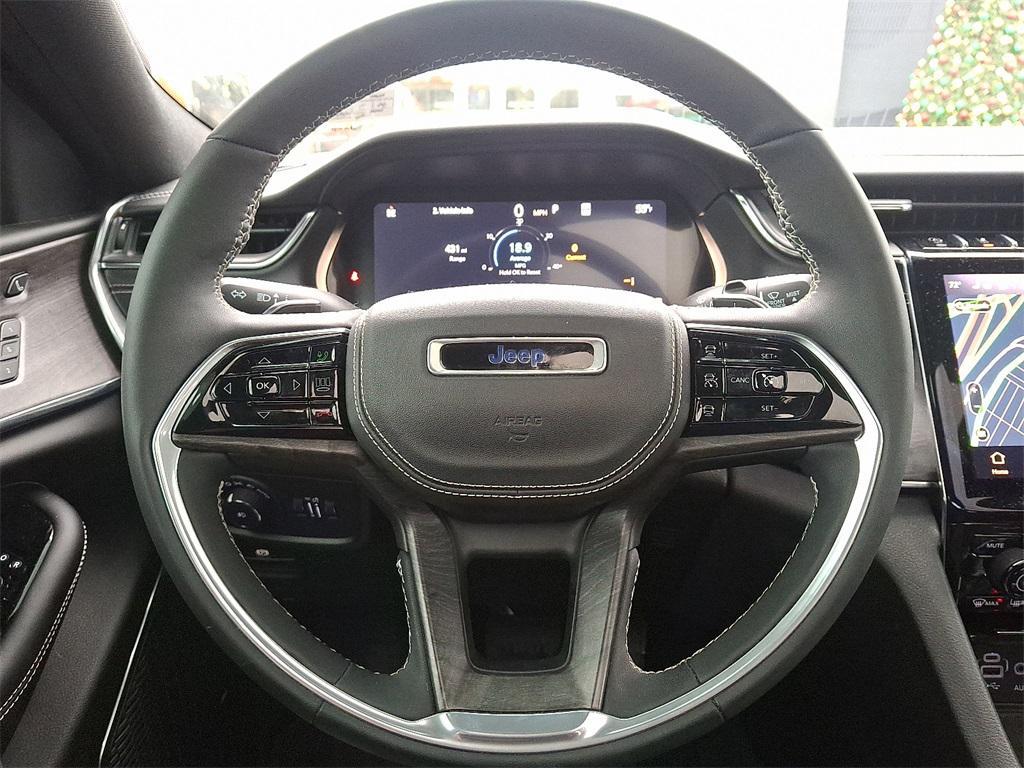 used 2023 Jeep Grand Cherokee car, priced at $38,595