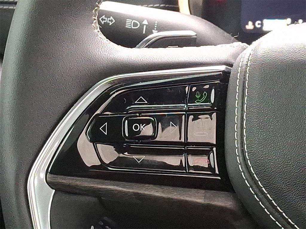 used 2023 Jeep Grand Cherokee car, priced at $38,595