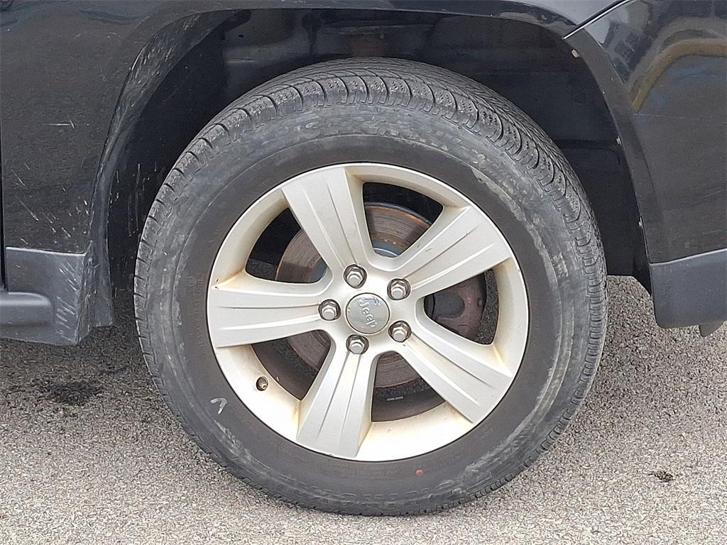 used 2014 Jeep Compass car, priced at $6,404