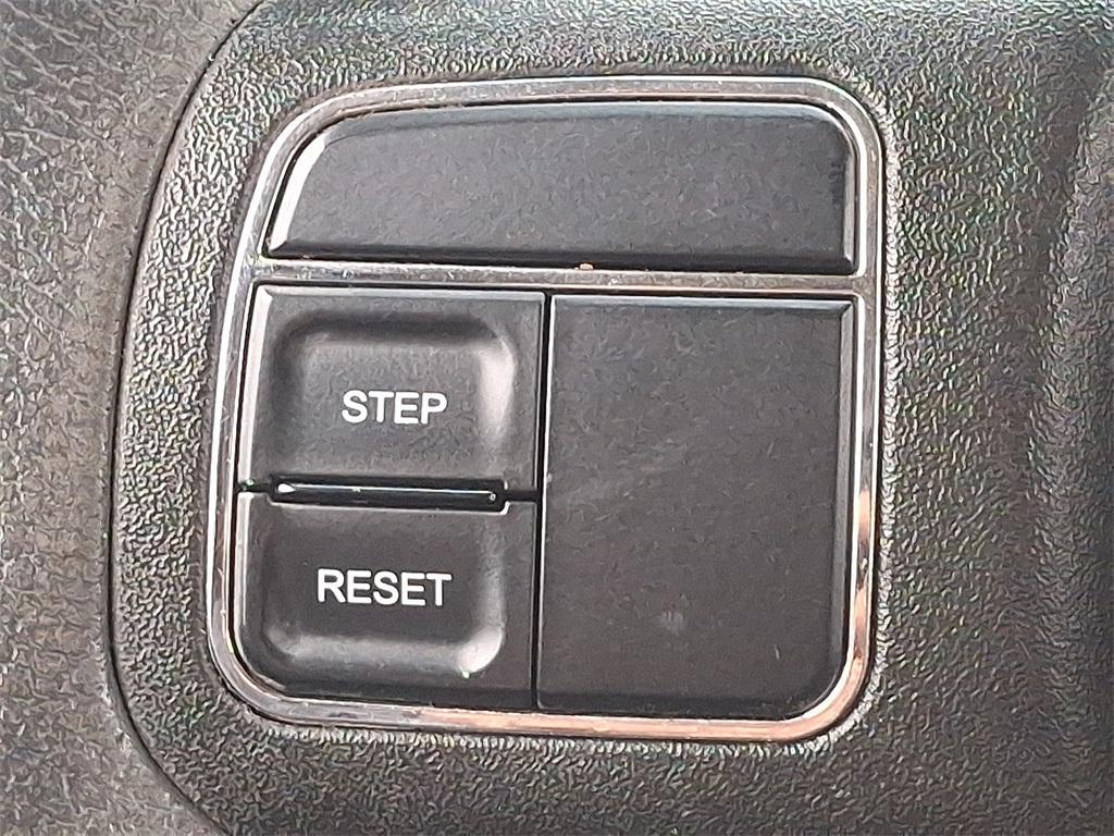 used 2014 Jeep Compass car, priced at $6,404