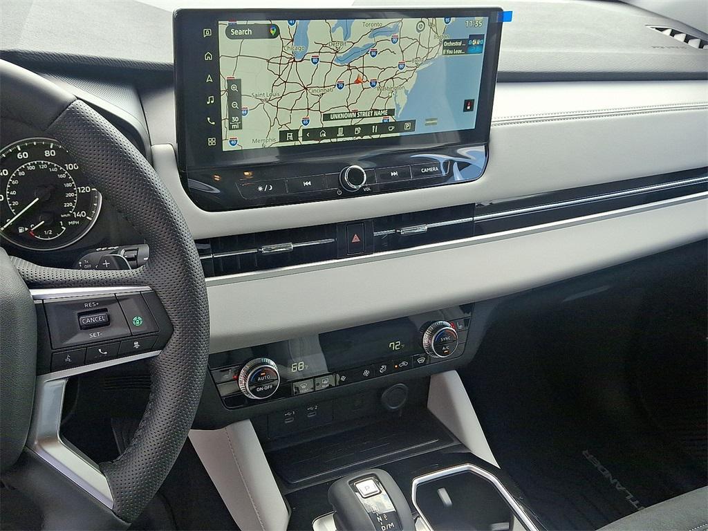 new 2025 Mitsubishi Outlander car, priced at $33,465