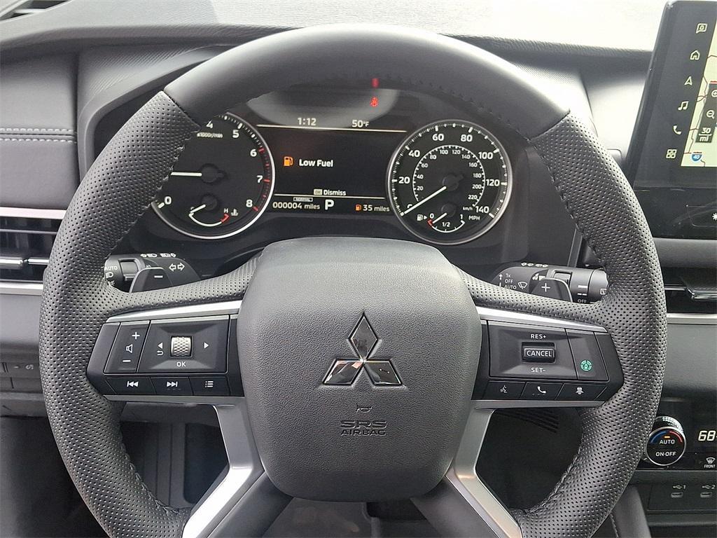 new 2025 Mitsubishi Outlander car, priced at $33,645